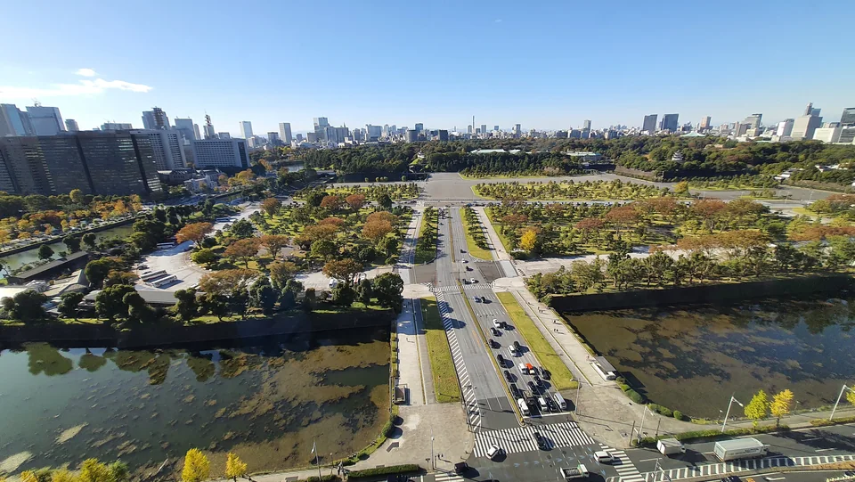東京皇居外苑與城市天際線